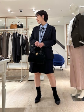 「アイテム（イヤリング）」を使った、minaさん（レディース・157cm）の秋コーディネート