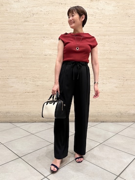 「NOLLEY’S（ノーリーズ）の【SINBONO/シンボノ】 コンビボストンバッグ（ボストンバッグ、ブラック系）」を使った、minaさん（レディース・157cm）の夏コーディネート