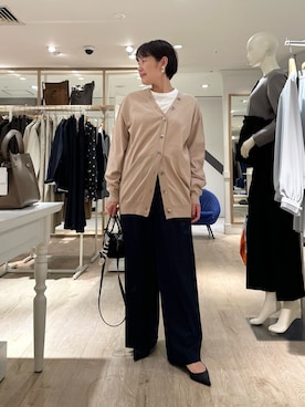 「アイテム（イヤリング）」を使った、minaさん（レディース・157cm）の秋コーディネート