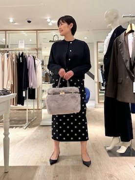 「アイテム（カーディガン/ボレロ）」を使った、minaさん（レディース・157cm）の秋コーディネート