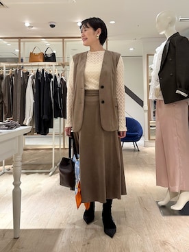 「アイテム（イヤリング）」を使った、minaさん（レディース・157cm）の秋コーディネート