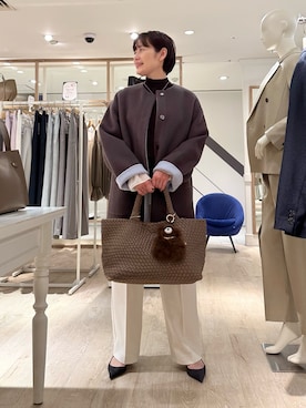 「アイテム（チャーム）」を使った、minaさん（レディース・157cm）の秋コーディネート