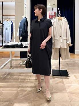 「NOLLEY’S（ノーリーズ）のウォッシャブル襟付きコクーンワンピース（ワンピース、ブラック系）」を使った、minaさん（レディース・157cm）の春コーディネート