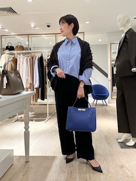 「アイテム（ストール/ショール）」を使った、minaさん（レディース・157cm）の秋コーディネート