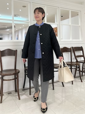 「フリルトップス」｜「アイテム（その他アウター）」を使った、minaさん（レディース・157cm）の秋コーディネート