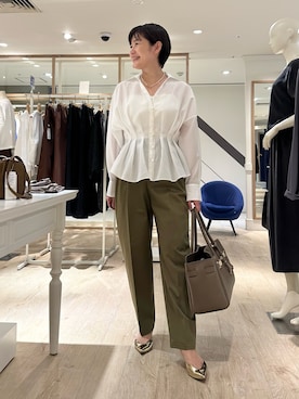 「NOLLEY’S（ノーリーズ）のアイテム（パンツ）」を使った、minaさん（骨格ストレート・レディース・157cm）の秋コーディネート