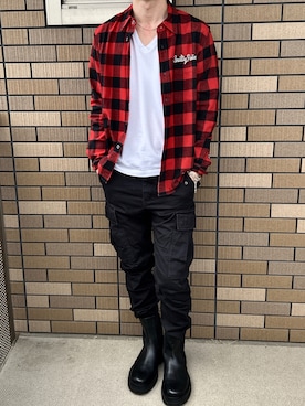 「THEFT（セフト）のアイテム」を使った、Yivさん（メンズ・177cm）の冬コーディネート