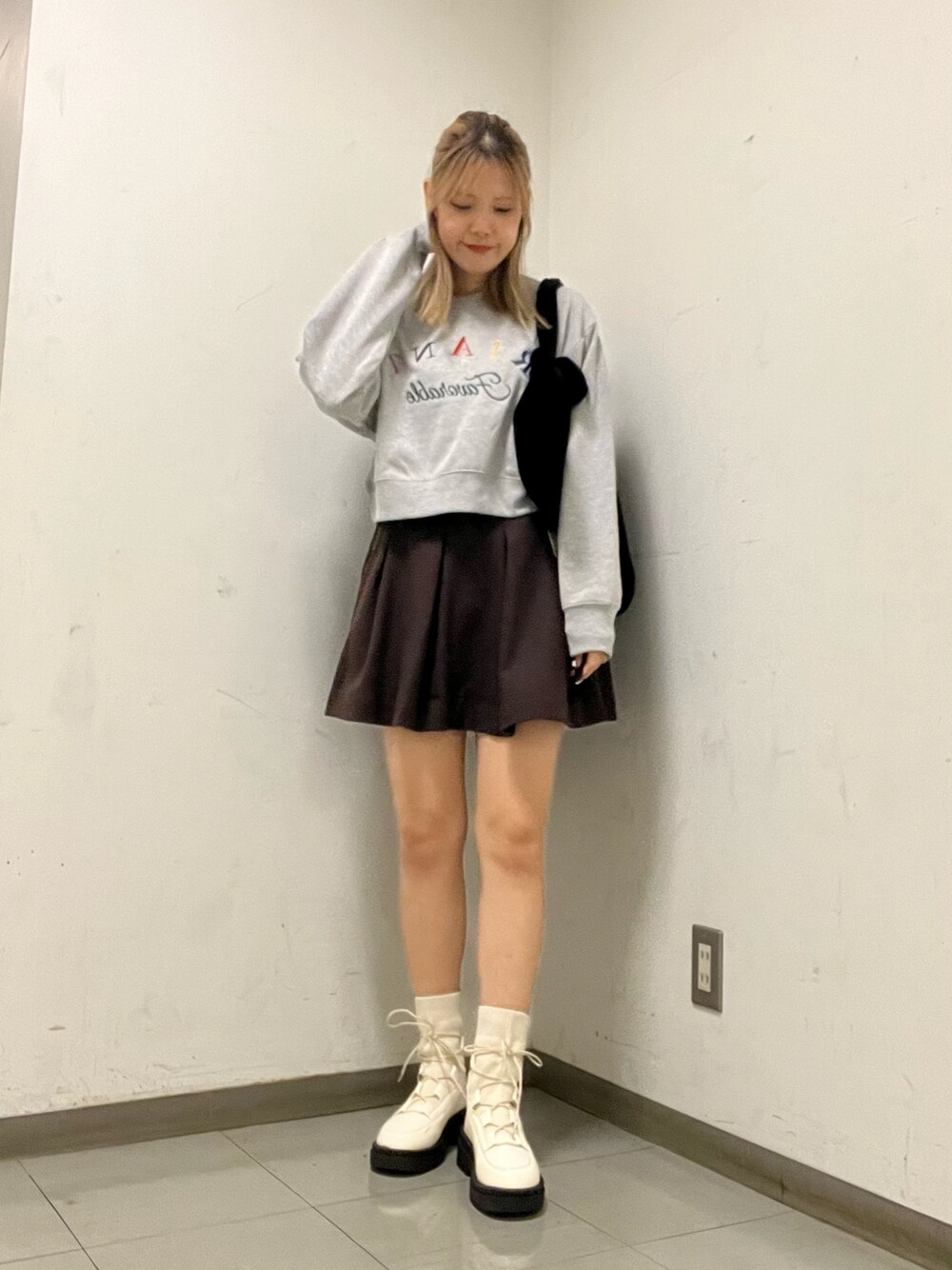 「ehka sopoのアイテム（トップス、グレー系）」を使った、shiori(◡̈)/さん（レディース・163cm）の秋コーディネートの1枚目の写真