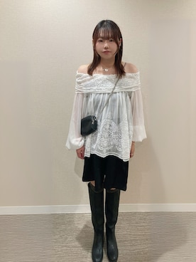 「アイテム（バッグ）」を使った、TNKᡣ𐭩さん（レディース・167cm・40代）の秋コーディネート