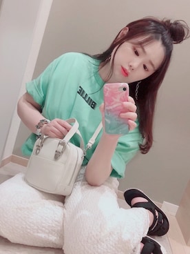 「アイテム（Tシャツ/カットソー）」を使った、TNKᡣ𐭩さん（レディース・167cm・40代）の秋コーディネート