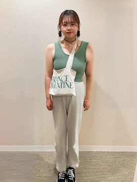 「アイテム（ファッション雑貨）」を使った、TNKᡣ𐭩さん（レディース・167cm・40代）の秋コーディネート
