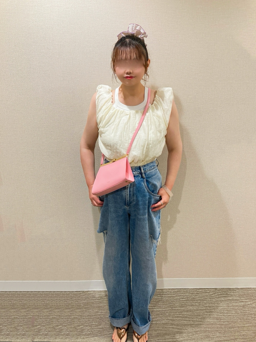 「mysticの[mline]フレンチセットワンピ（ワンピース、ホワイト系）」を使った、TNKᡣ𐭩さん（レディース・167cm）の夏コーディネートの1枚目の写真