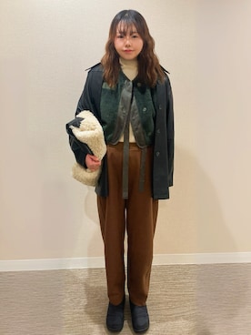 「アイテム（スリッポン）」を使った、TNKᡣ𐭩さん（レディース・167cm・40代）の秋コーディネート