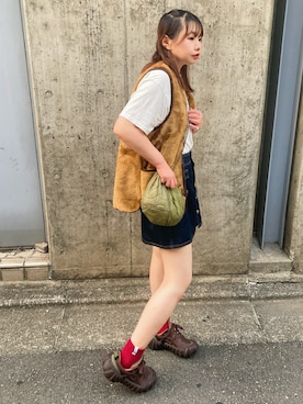 「アイテム（デニムスカート）」を使った、TNKᡣ𐭩さん（レディース・167cm）の秋コーディネート