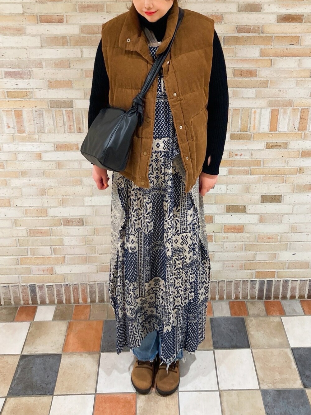 「anukeの2way Ecoleather Bag（ショルダーバッグ、ブラック系）」を使った、TNKᡣ𐭩さん（レディース・167cm）の冬コーディネートの1枚目の写真