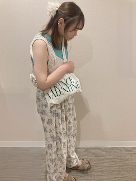 「アイテム（バレッタ/ヘアクリップ）」を使った、TNKᡣ𐭩さん（レディース・167cm・40代）の夏コーディネート
