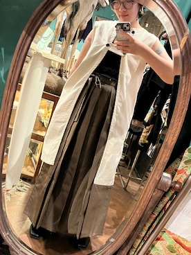 「アイテム（ジャンパースカート）」を使った、cosineさん（レディース・167cm）の秋コーディネート