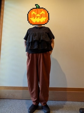 「アイテム（スリッポン）」を使った、mcrcさん（レディース・150cm）の秋コーディネート