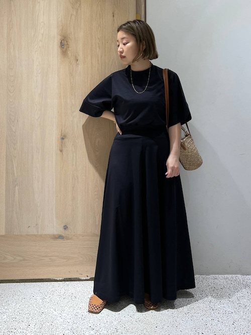 未使用カレンソロジーウエストリブフレアワンピース