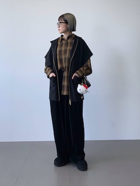 「アイテム（キーホルダー）」を使った、MIYUさん（レディース・163cm）の冬コーディネート