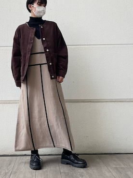 「アイテム（ノーカラージャケット）」を使った、有希さん（レディース・160cm）の秋コーディネート