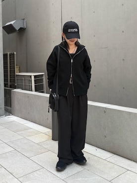 「アイテム（キャップ）」を使った、Mikuさん（レディース・147cm）の冬コーディネート