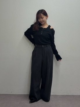 「COLONY 2139（コロニートゥーワンスリーナイン）のアイテム（パンツ）」を使った、Mikuさん（レディース・147cm）の秋コーディネート