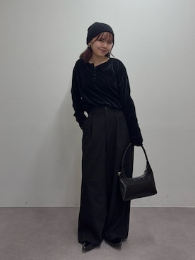 「COLONY 2139（コロニートゥーワンスリーナイン）のアイテム（パンツ）」を使った、Mikuさん（レディース・147cm）の秋コーディネート