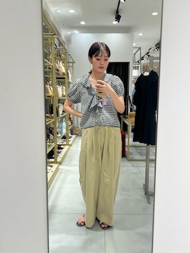 「KBF（ケイビーエフ）のフリルVネックブラウス（シャツ/ブラウス、ブルー系）」を使った、こばさん（レディース・165cm）の夏コーディネート
