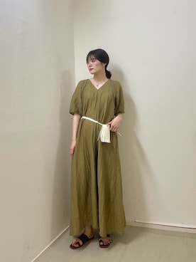 「KBF（ケイビーエフ）の2WAYタックスリーブフレアワンピース（ワンピース、グリーン系）」を使った、こばさん（レディース・165cm）の夏コーディネート