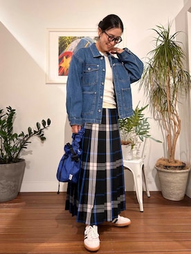 「LAPUIS（ラピュイ）のアイテム（アクセサリー）」を使った、横内さん（レディース・164cm）の冬コーディネート