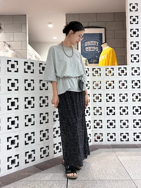「SHELTECH(シェルテック)のSHELTECH WIDE T-SHIRTS(Tシャツ/カットソー、グレー系)」を使った、yokouchiさん(レディース・164cm)の夏コーディネート