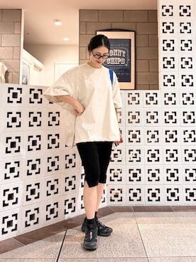 「URBAN RESEARCH(アーバンリサーチ)のdDdDdDd BIG DRAWSTRING SHORT-SLEEVE T-SHIRTS(Tシャツ/カットソー、グレー系)」を使った、yokouchiさん(レディース・164cm)の夏コーディネート