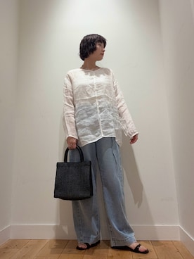 「URBAN RESEARCH DOORS（アーバンリサーチドアーズ）のソフトハンドルカゴバッグ（ハンドバッグ、ブラック系）」を使った、abeさん（レディース・158cm）の春コーディネート