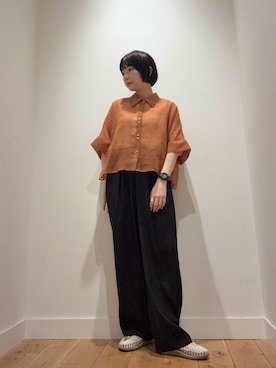 「URBAN RESEARCH DOORS（アーバンリサーチドアーズ）のトロミタックギャザーパンツ（その他パンツ、ブラック系）」を使った、abeさん（レディース・158cm）の春コーディネート