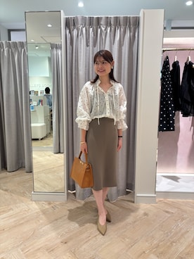 「タイト」｜SHIHOさん（レディース・162cm）の秋コーディネート