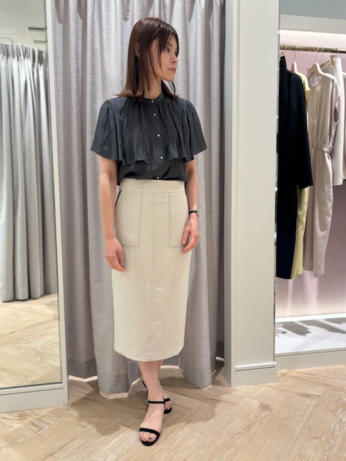 極美品✨ノーリーズソフィー　ノーカラースーツセットアップ　スカート　アイボリー ノーリーズソフィー NOLLEY'S sophi ラップ風タイトSK （オフ