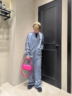 「On（オン）のOn/オン　Cloud monster クラウドモンスター Womens（スニーカー、ブラック系）」を使った、ユウチャンさん（レディース・161cm）の春コーディネート