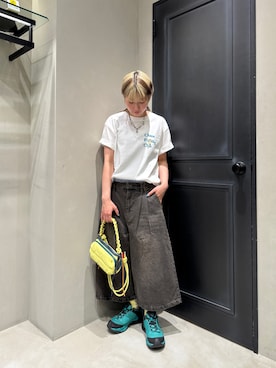 「BEAVER（ビーバー）のアイテム（パンツ）」を使った、ユウチャンさん（レディース・161cm）の夏コーディネート