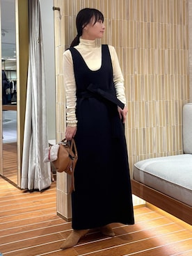 「アイテム（ポーチ）」を使った、AYAさん（レディース・158cm）の秋コーディネート