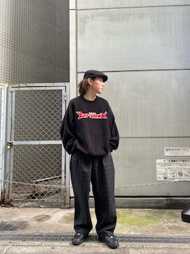 「Sourcream（サワークリーム）のアイテム（スラックス）」を使った、高尾尚樹さん（メンズ・165cm）の秋コーディネート