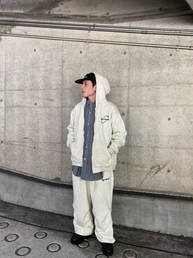 「Sourcream（サワークリーム）のアイテム」を使った、高尾尚樹さん（メンズ・165cm）の秋コーディネート