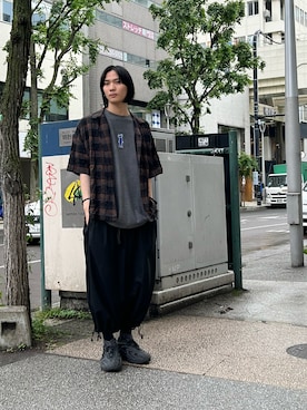 「Insonnia PROJECTS（インソニアプロジェクト）のアイテム」を使った、koto さん（メンズ・182cm）の夏コーディネート