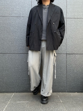 「CLEL（クレイル）の【CLEL】M-47Design TR Loose Parachute Pants/M-47デザイン TRルーズ パラシュートパンツ【セットアップ対応】（カーゴパンツ、グレー系）」を使った、hiroさん（メンズ・175cm）の春コーディネート