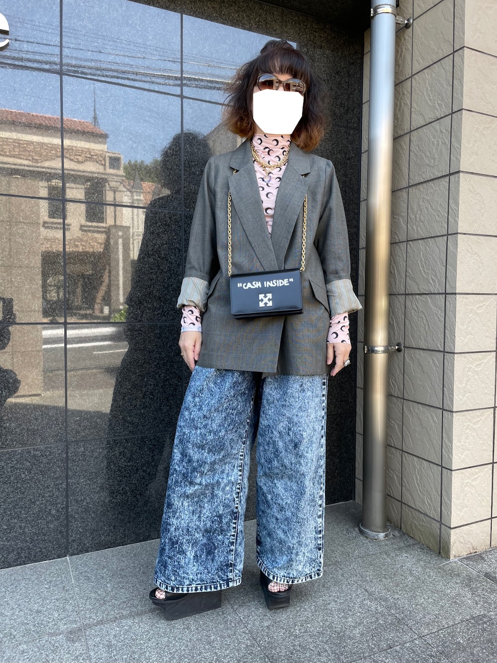「trippenのアイテム（ブーツ、ブラック系）」を使った、ゆきえさん（レディース・153cm）の秋コーディネートの1枚目の写真