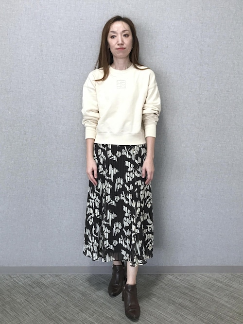 セール】アナグラム刺繍スウェットプルオーバー/イージーケア