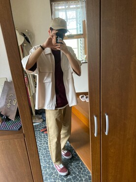 「VANS（バンズ）のVANS OLD SKOOL VN0A38G15U7 (ヴァンズ)（スニーカー、レッド系）」を使った、みずひとさん（メンズ・177cm）の夏コーディネート