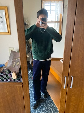 「UNIQLO（ユニクロ）のアイテム（ニット/セーター、グリーン系）」を使った、みずひとさん（メンズ・177cm）の秋コーディネート