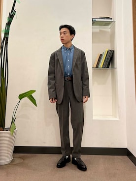「アイテム（スーツパンツ）」を使った、戸村真瀬さん（メンズ・163cm）の秋コーディネート