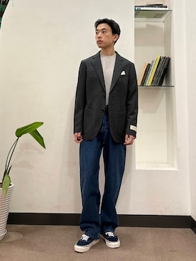 「アイテム（スーツジャケット）」を使った、戸村真瀬さん（メンズ・163cm）の秋コーディネート